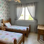 Coral * Κόλπος των Κοραλλιών