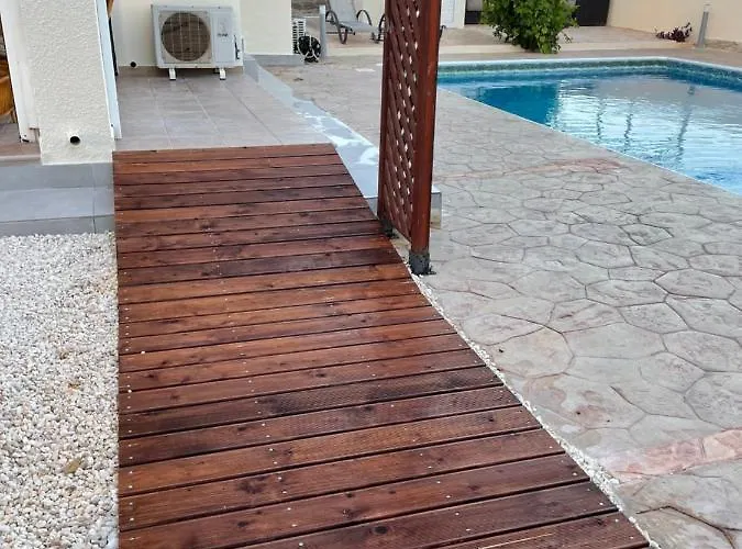 Vila Coral Coral Bay